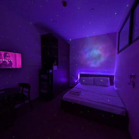 Era Apartment 158 Nguyen Khanh Toan 河内 外观 照片